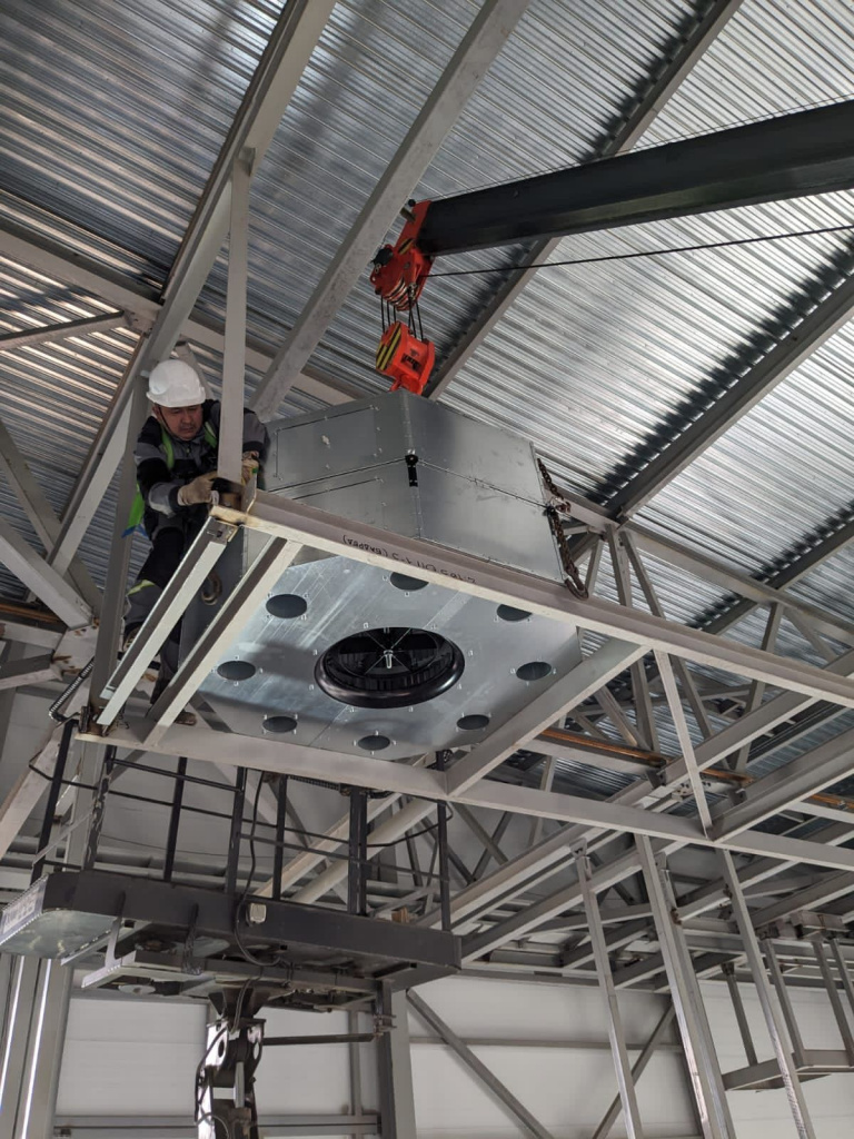 Установка-для-бескамерной-окраски.jpg Установка-для-бескамерной-окраски.jpg